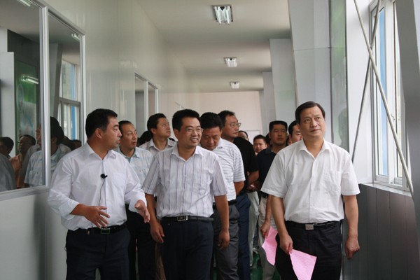 參觀.jpg 參觀.jpg